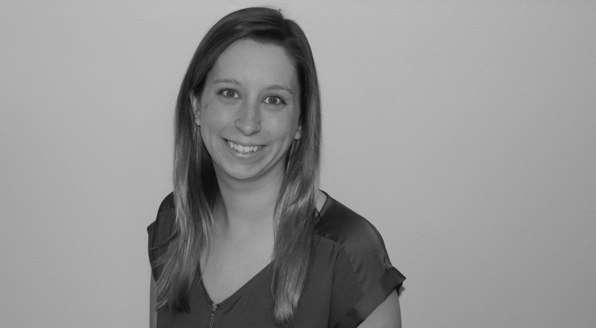 Headshot of Lauren Everett in black and white