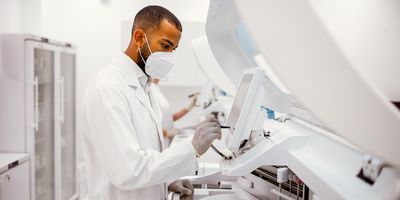 scientist working in the lab