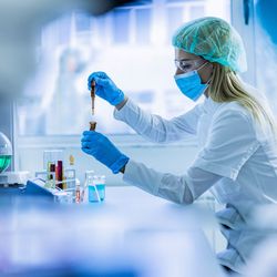 scientist working in a health sciences lab